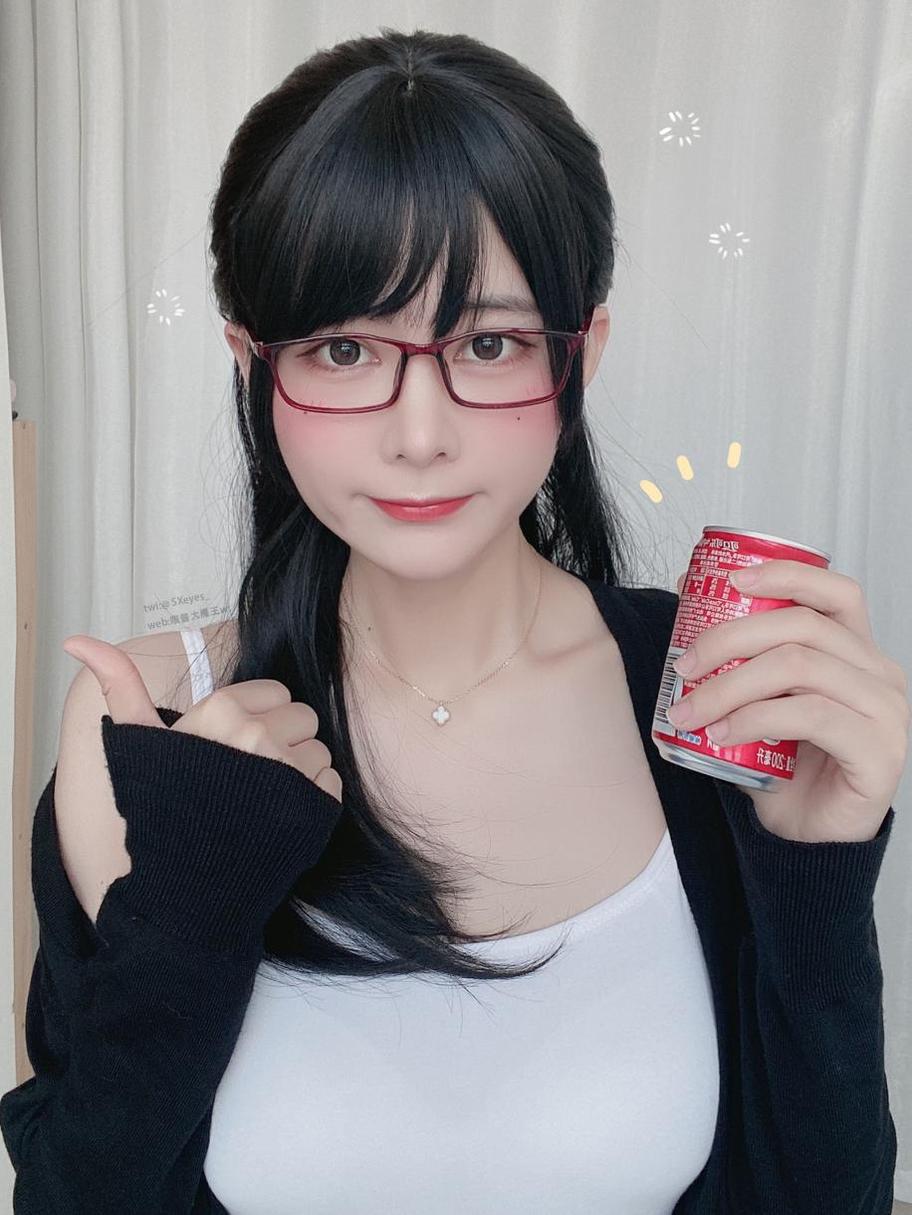 眼酱大魔王修女精美美图全新上线-51acg