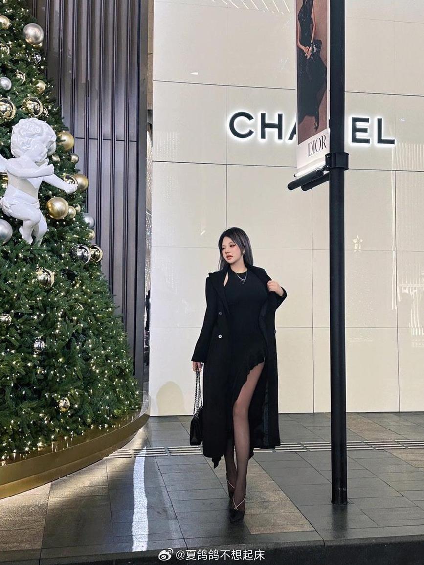 夏鸽鸽不想起床的微博：美图饱览无余-51acg
