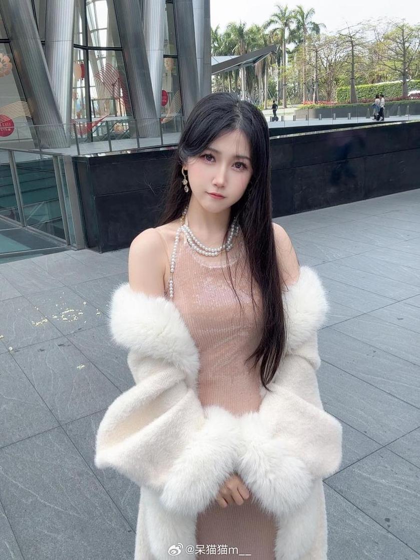 女神不呆猫奶油jk的美图，让你尽情沉迷-51acg