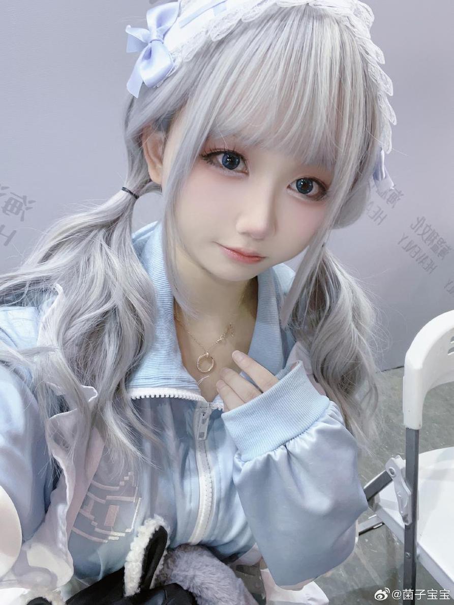 浅野菌子桌面作品精选：她十年拍摄路的视觉大片-51acg