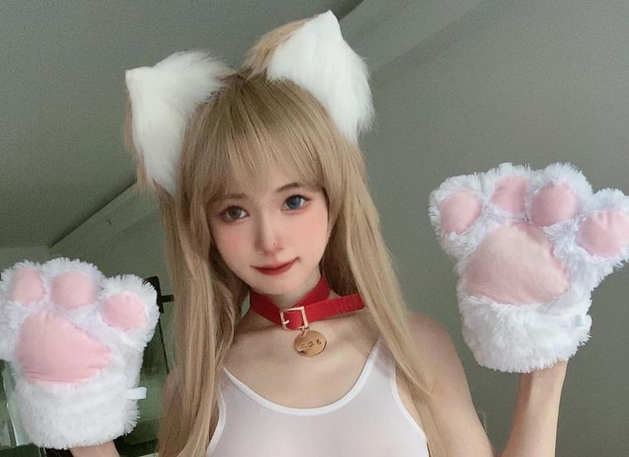 倦倦喵免费的这套cosplay原图，我想不到什么形容词-51acg