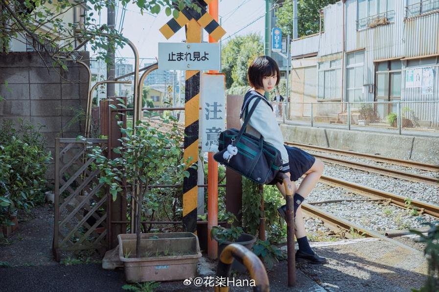 花柒hana是男是女，好看到不行迷倒众人-51acg