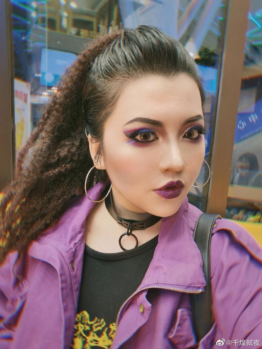 这些照片展示了原图的超美Vampirella千煌弑夜，与你共度黑夜-51acg