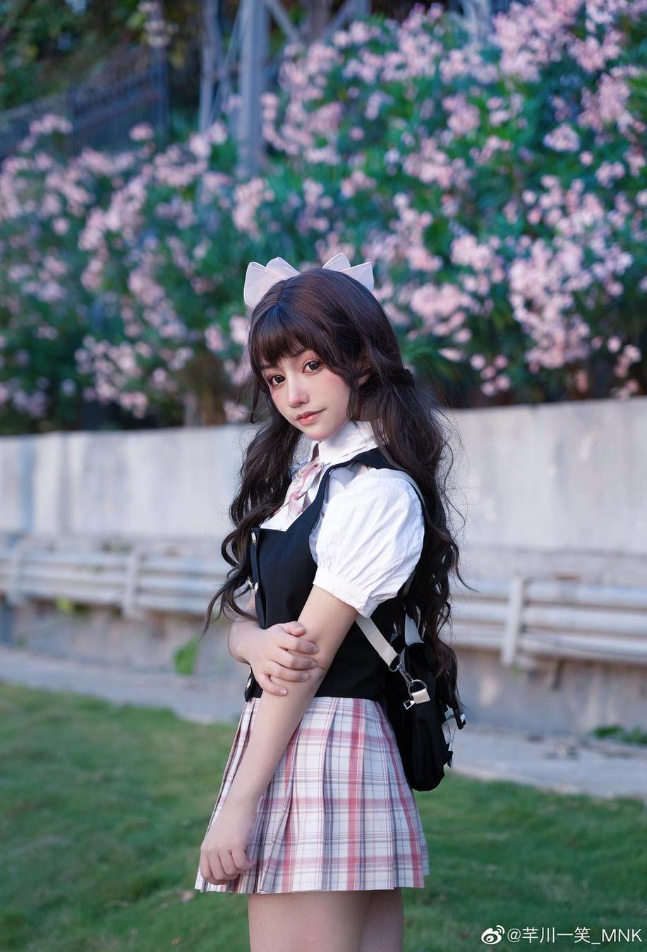 芊川一笑免费图集：原汁原味的cosplay摄影-51acg