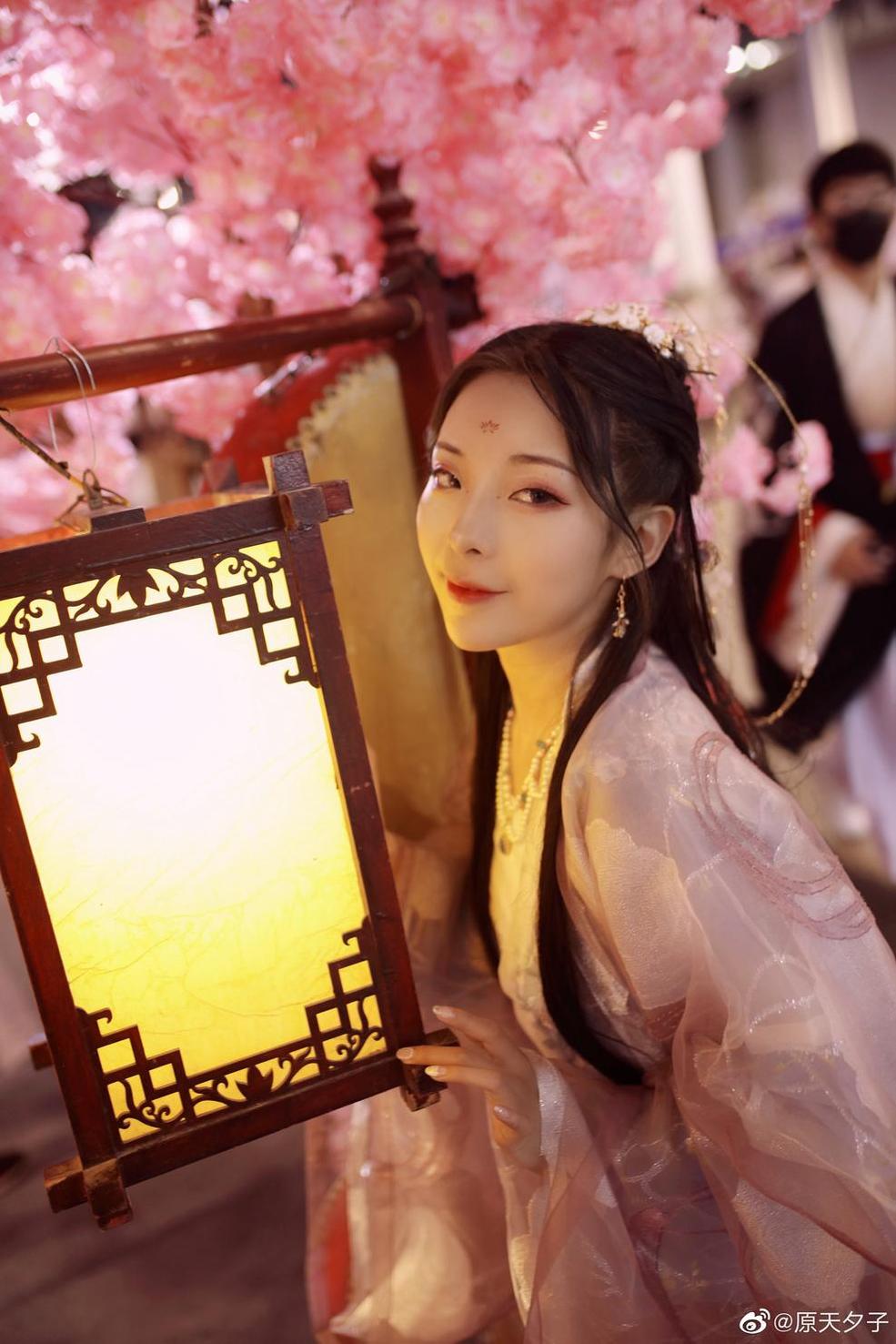 原天夕子职业装：美图分享，秀出神仙颜值-51acg