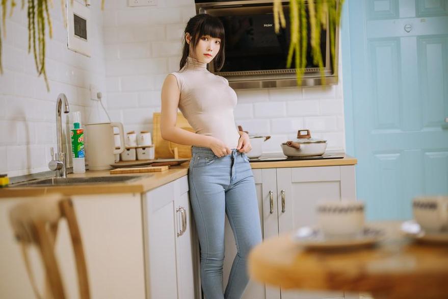 女神级“汪知子cosplay”原图：让你心驰神往-51acg