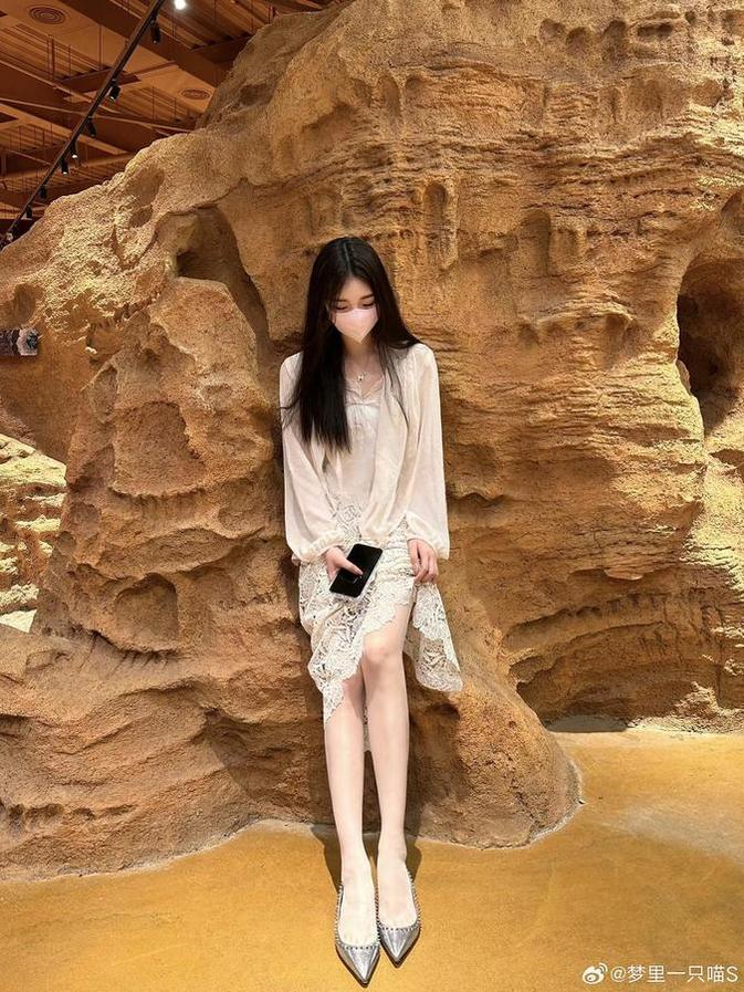 梦里一只喵会员更新：最独特的cos作品，跨越次元感受炫酷魅力。-51acg