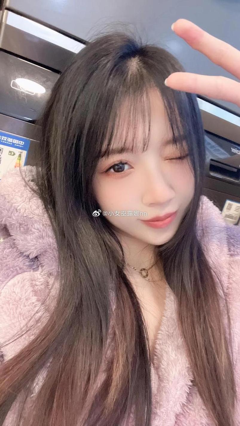 小女巫露娜脚踩史莱姆原图大放送-51acg