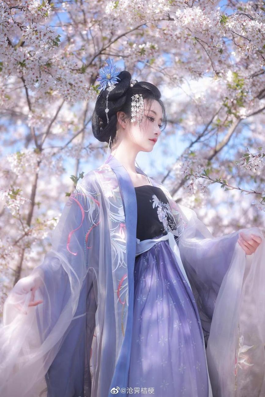 沧霁桔梗真名的原图：看见cosplay艺术的本质-51acg